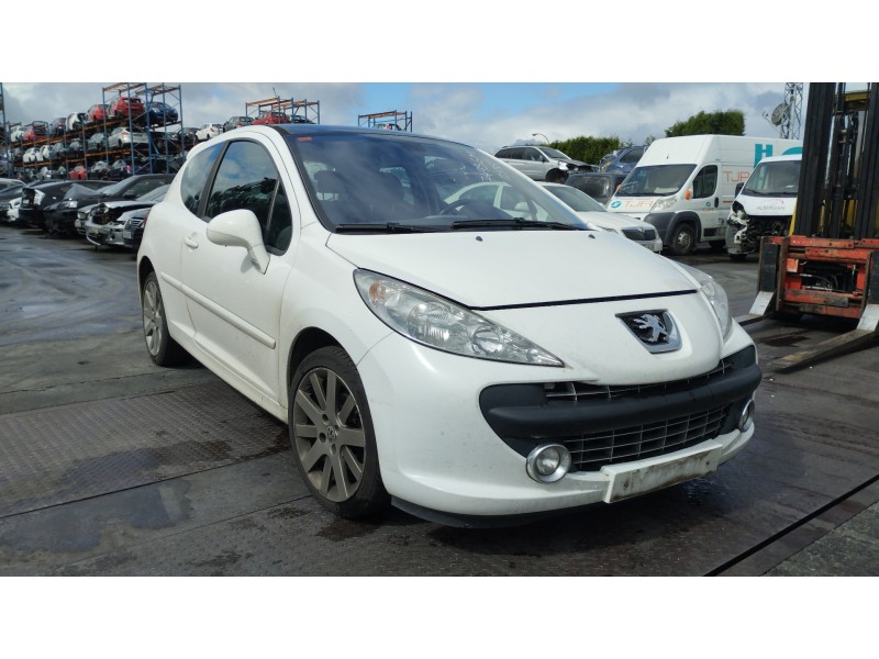 peugeot 207 del año 2009