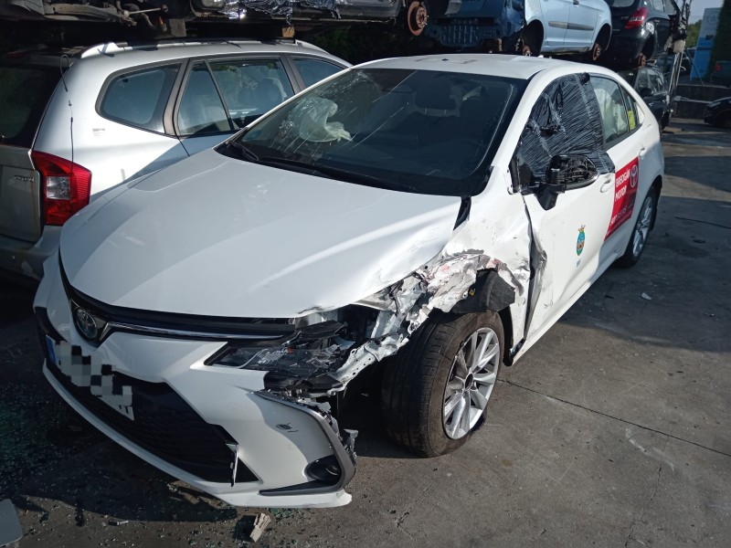 toyota corolla e21 del año 2023