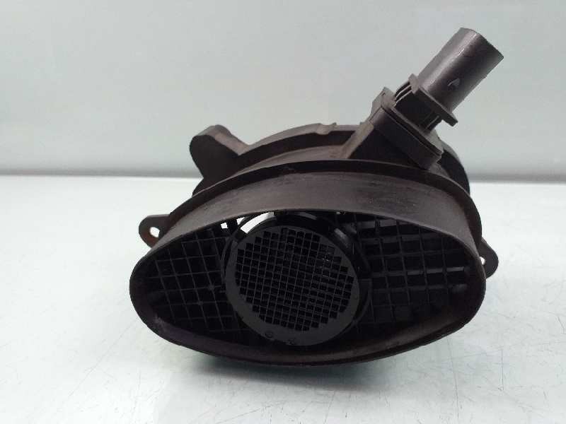 Recambio de caudalimetro para bmw serie 1 berlina (e81/e87) 120d referencia OEM IAM 136277887440 0928400504 
