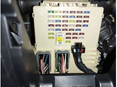 Recambio de caja reles / fusibles para kia cee´d spirit referencia OEM IAM 91950A2010  