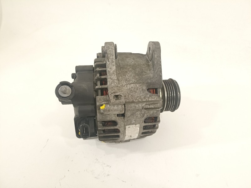 Recambio de alternador para hyundai i30 classic referencia OEM IAM A616019A  