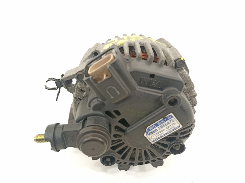 Recambio de alternador para kia cerato referencia OEM IAM 373002A110  