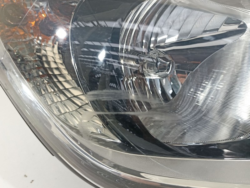 Recambio de faro derecho para hyundai i20 city s referencia OEM IAM 921024P500  