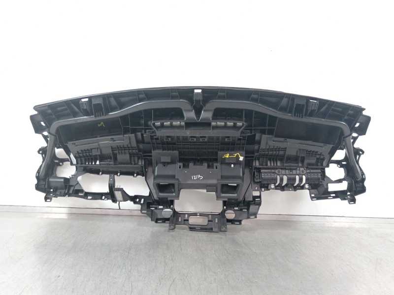 Recambio de salpicadero para opel vivaro b kasten/combi combi l1 2.7t referencia OEM IAM 681006321R  