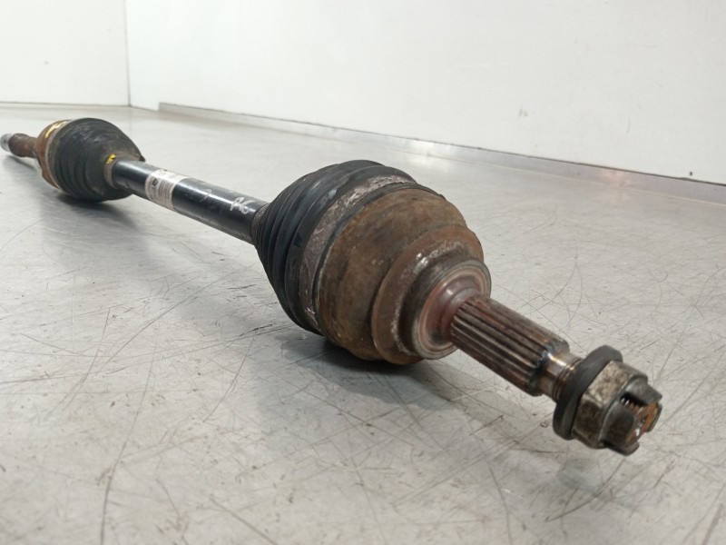 Recambio de transmision delantera derecha para renault zoe bose referencia OEM IAM 391000090R  