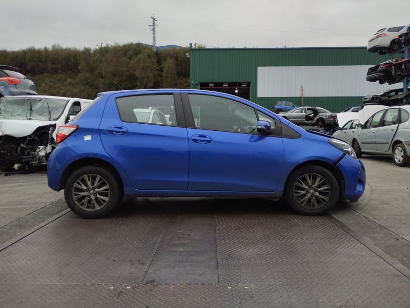 toyota yaris del año 2017