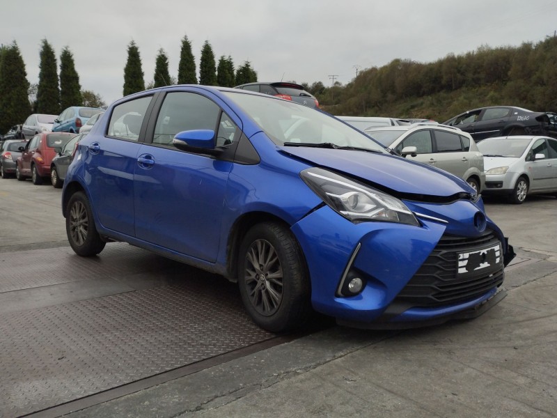 toyota yaris del año 2017