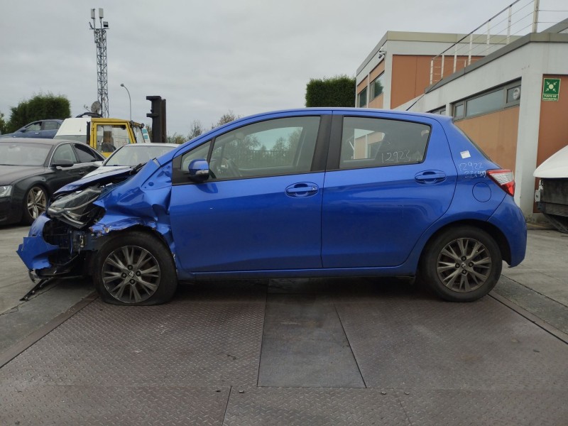 toyota yaris del año 2017