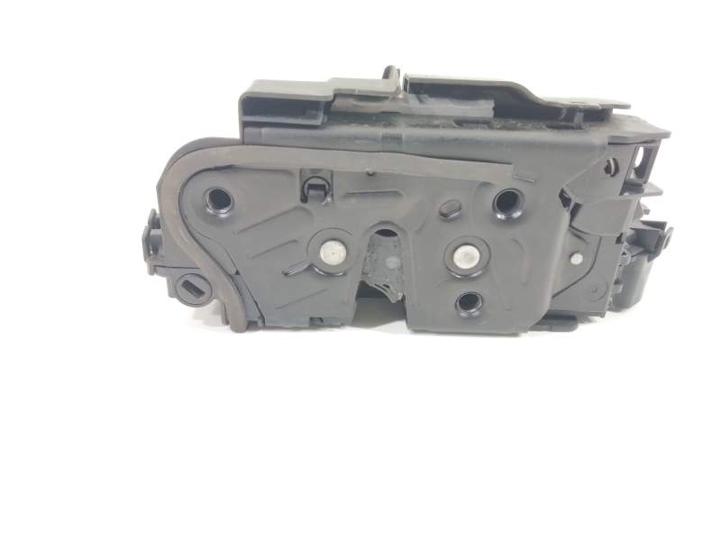 CERRADURA PUERTA DELANTERA DERECHA 5TB837016C 