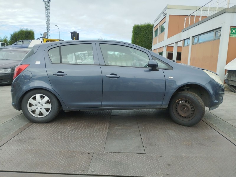 opel corsa d del año 2010
