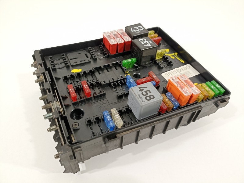 Recambio de caja reles / fusibles para volkswagen golf v berlina (1k1) highline referencia OEM IAM 1K0937124K  