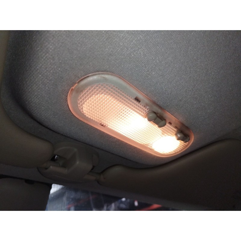 Recambio de luz interior para renault clio iii exception referencia OEM IAM   