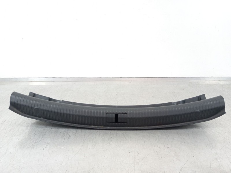 Recambio de moldura para renault talisman business referencia OEM IAM 849205625R  