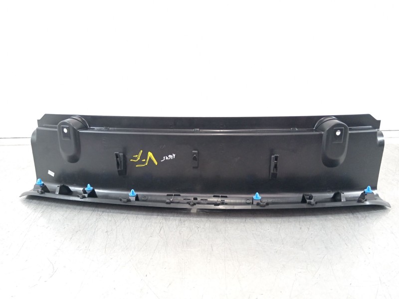 Recambio de moldura para renault talisman business referencia OEM IAM 849205625R  