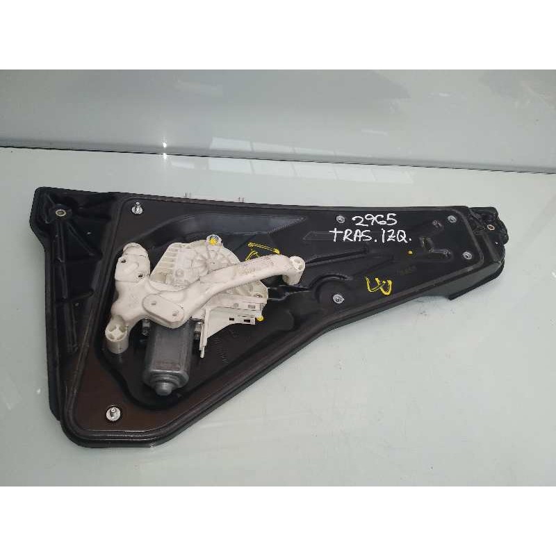 Recambio de elevalunas trasero izquierdo para land rover discovery v6 td s referencia OEM IAM CVH500030  