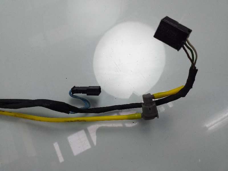 Recambio de cerradura puerta delantera derecha para mercedes-benz clase sl (w230) roadster 500 (230.475) referencia OEM IAM 2307