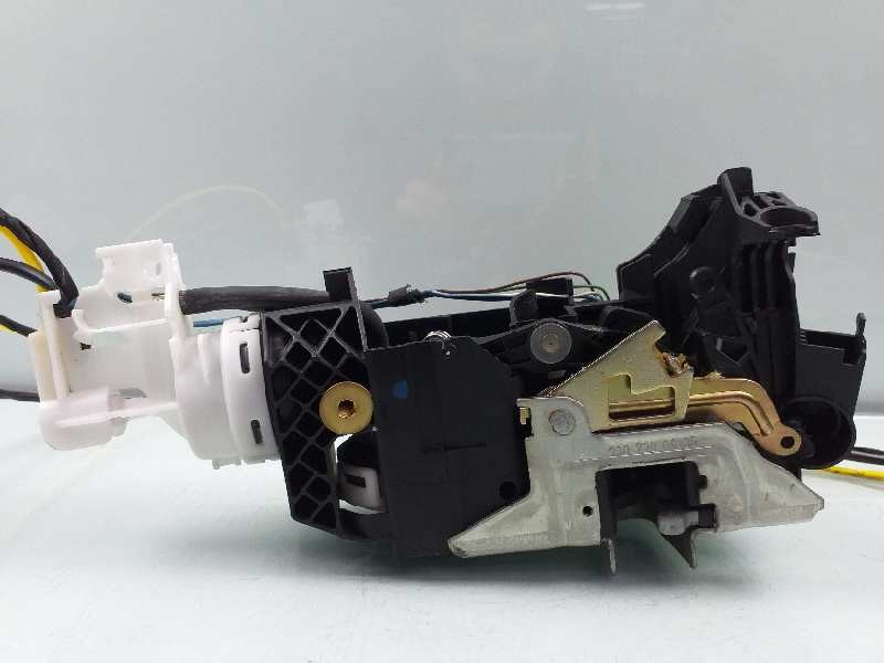 Recambio de cerradura puerta delantera derecha para mercedes-benz clase sl (w230) roadster 500 (230.475) referencia OEM IAM 2307