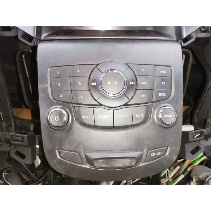 Recambio de sistema audio / radio cd para chevrolet orlando lt referencia OEM IAM   