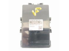 Recambio de modulo electronico para toyota yaris active referencia OEM IAM 896900D050 MB1028500830  2