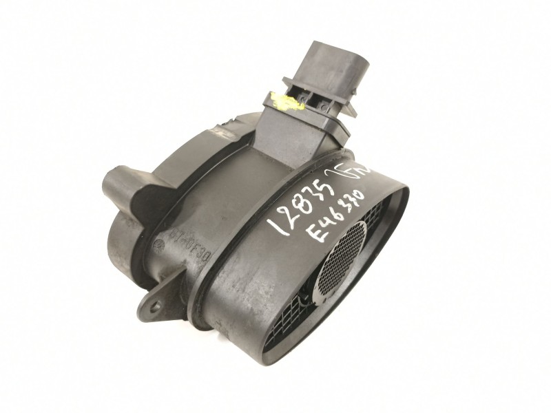 Recambio de caudalimetro para bmw serie 3 coupe (e46) 330 cd referencia OEM IAM 136277887440  0928400504