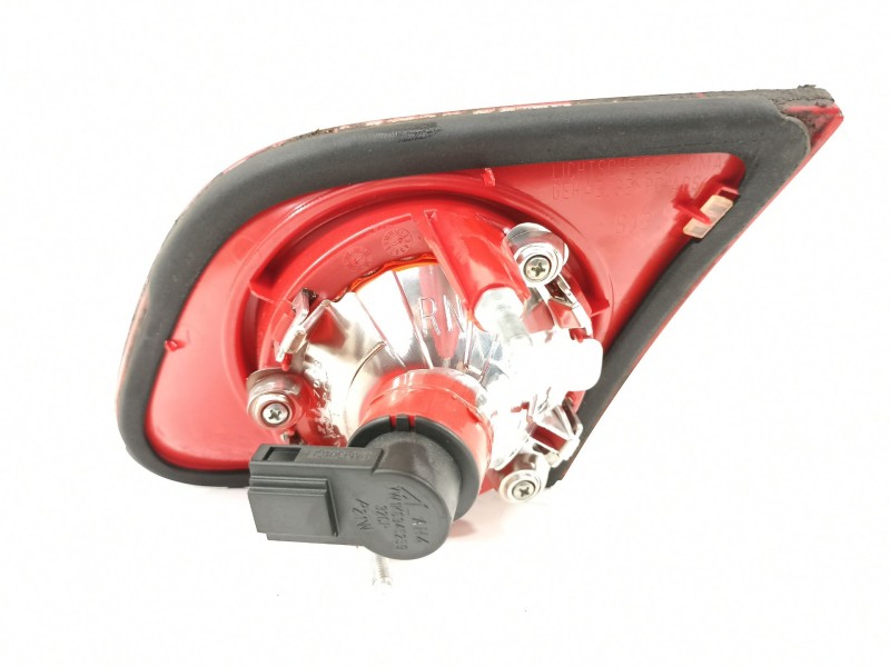 Recambio de piloto trasero izquierdo en porton para volkswagen passat berlina (3c2) advance referencia OEM IAM 3C5945093E  