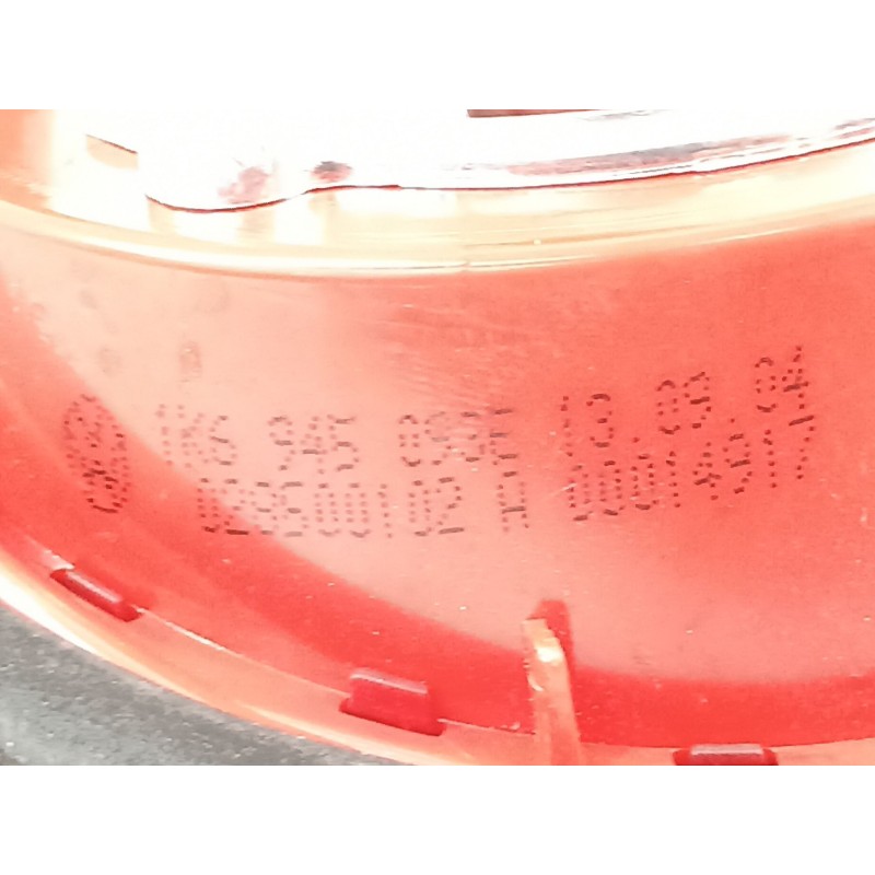 Recambio de piloto trasero izquierdo en porton para volkswagen golf v berlina (1k1) highline referencia OEM IAM 1K6945093E  