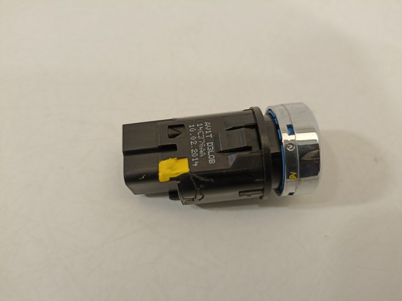 Recambio de conmutador de arranque para ford fiesta (ccn) titanium referencia OEM IAM AV1TD3L0B  