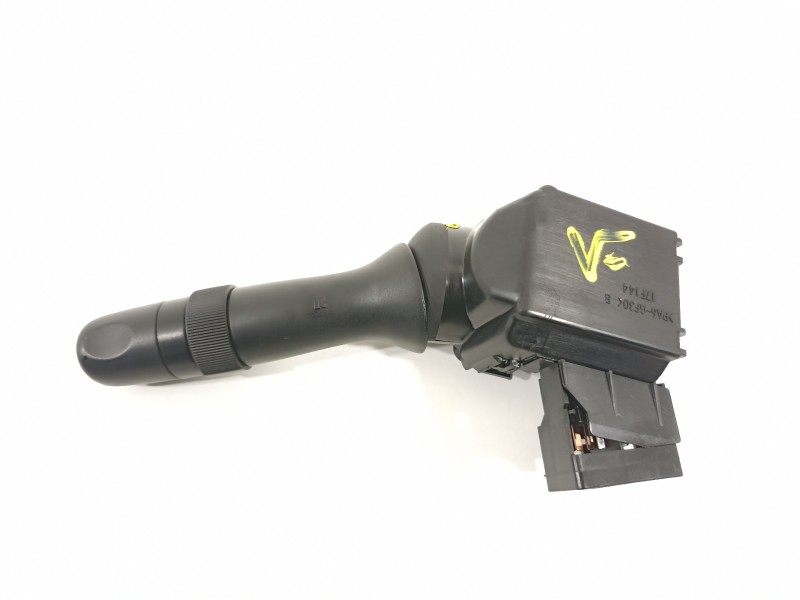 Recambio de mando limpia para toyota yaris hsd active referencia OEM IAM 0D19017F936  