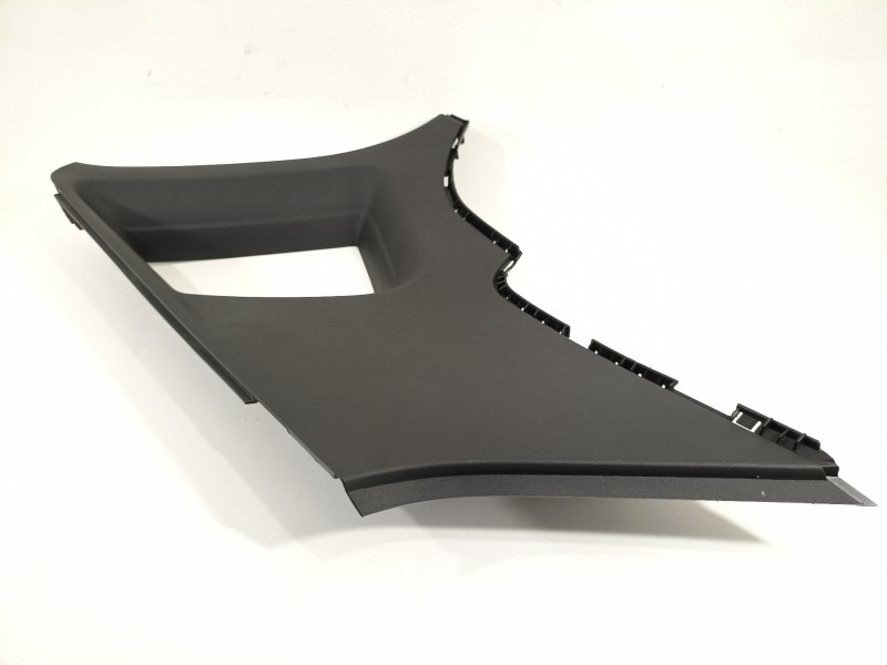 Recambio de moldura para seat arona xperience referencia OEM IAM 6F9867287A  