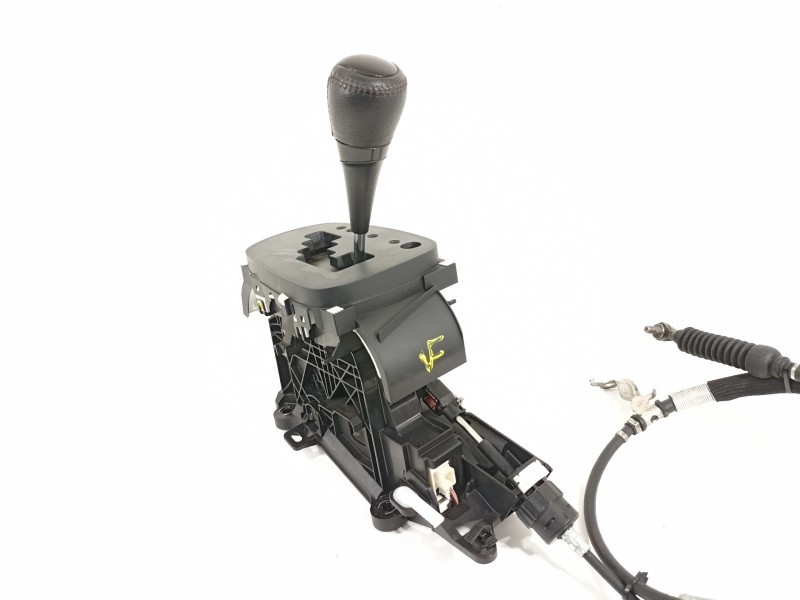 Recambio de palanca cambio para toyota yaris hsd active referencia OEM IAM 3356052620 H04171141 