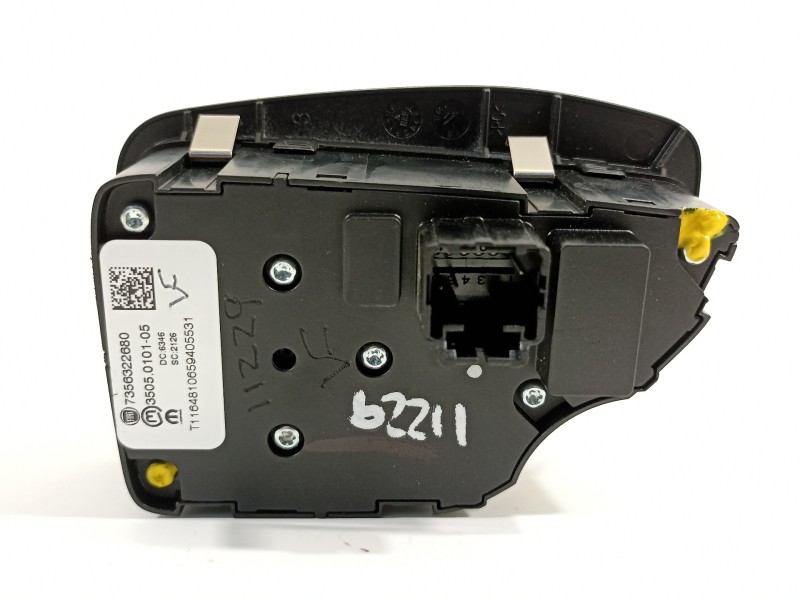 Recambio de mando multifuncion para jeep renegade deserthawk 4wd referencia OEM IAM 7356322680  