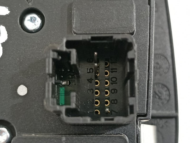 Recambio de mando multifuncion para jeep renegade deserthawk 4wd referencia OEM IAM 7356322680  