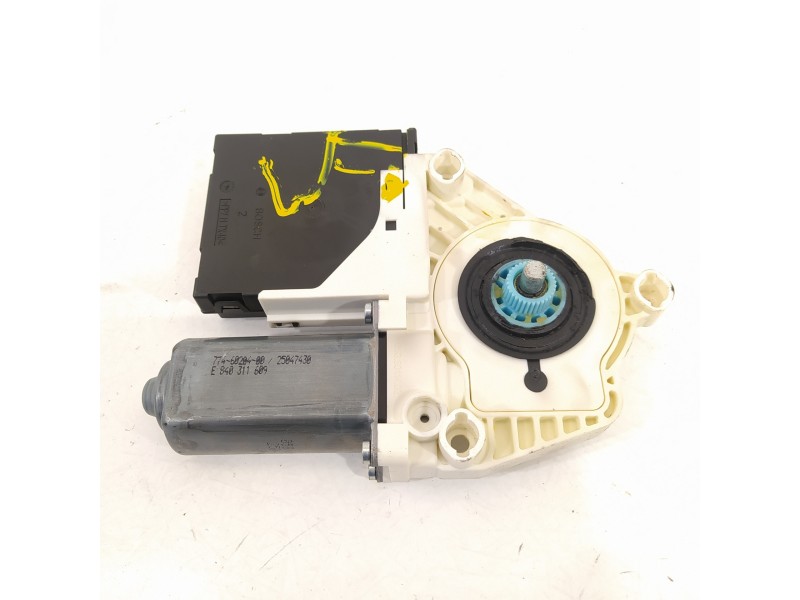 Recambio de motor elevalunas delantero derecho para seat leon (1p1) comfort limited referencia OEM IAM 1P0837402E 1K0959792M 