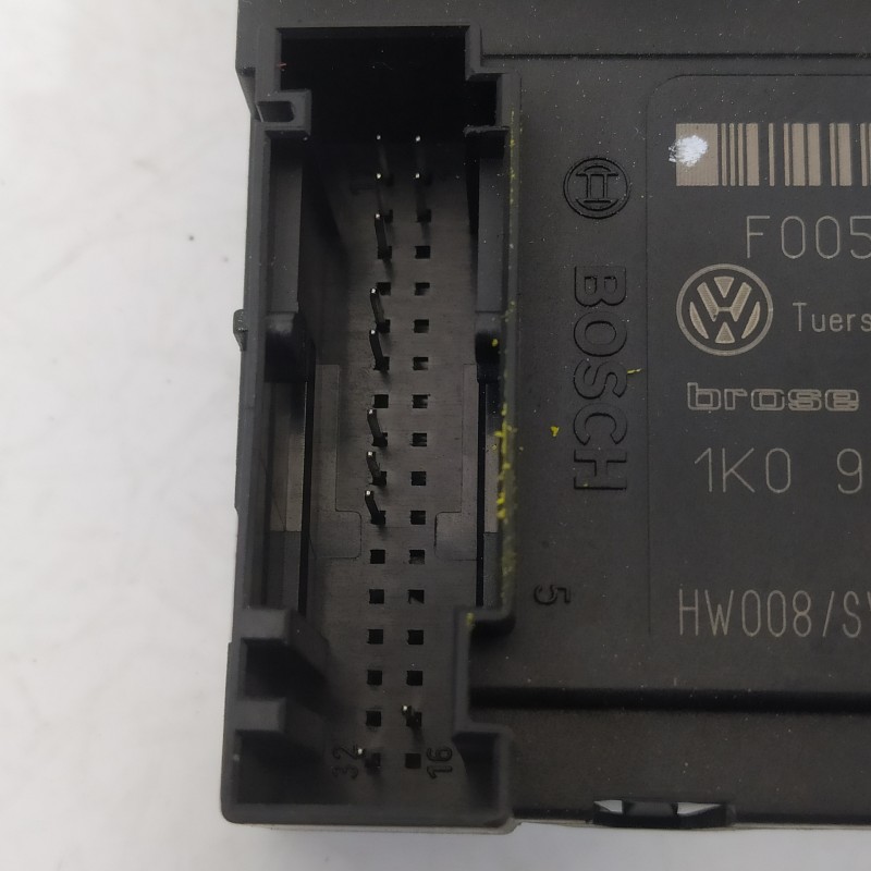 Recambio de motor elevalunas delantero derecho para seat leon (1p1) comfort limited referencia OEM IAM 1P0837402E 1K0959792M 