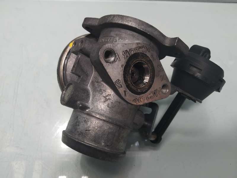 Recambio de valvula egr para seat ibiza (6l1) sport referencia OEM IAM 038129637  
