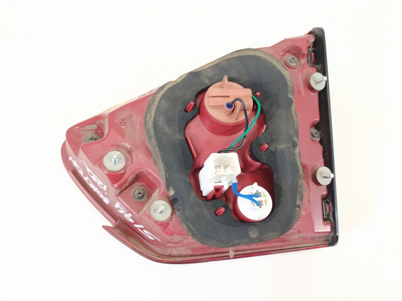 Recambio de piloto trasero izquierdo en porton para kia carens ( ) business referencia OEM IAM 92403A4110  