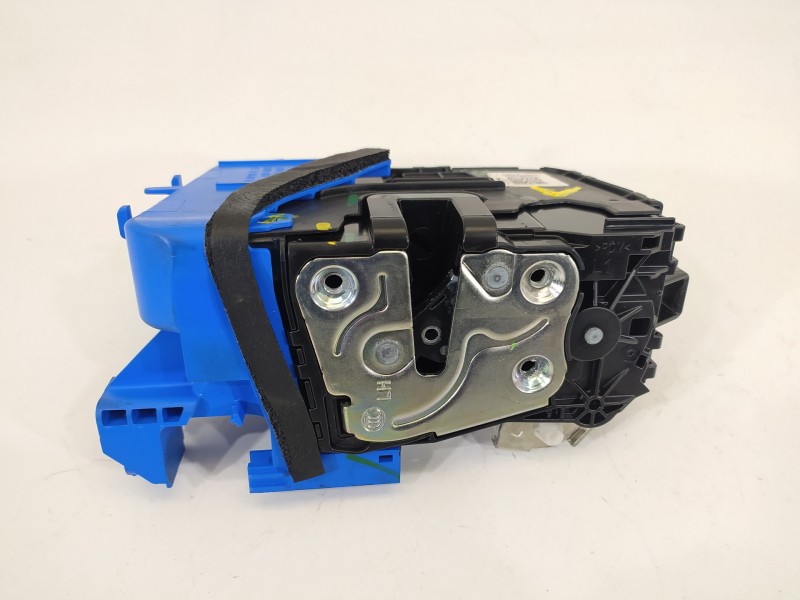 Recambio de cerradura puerta delantera izquierda para hyundai tucson style 2wd referencia OEM IAM 81310N7000  