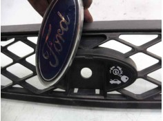 Recambio de rejilla delantera para ford focus berlina (cak) trend referencia OEM IAM 2M518200   2