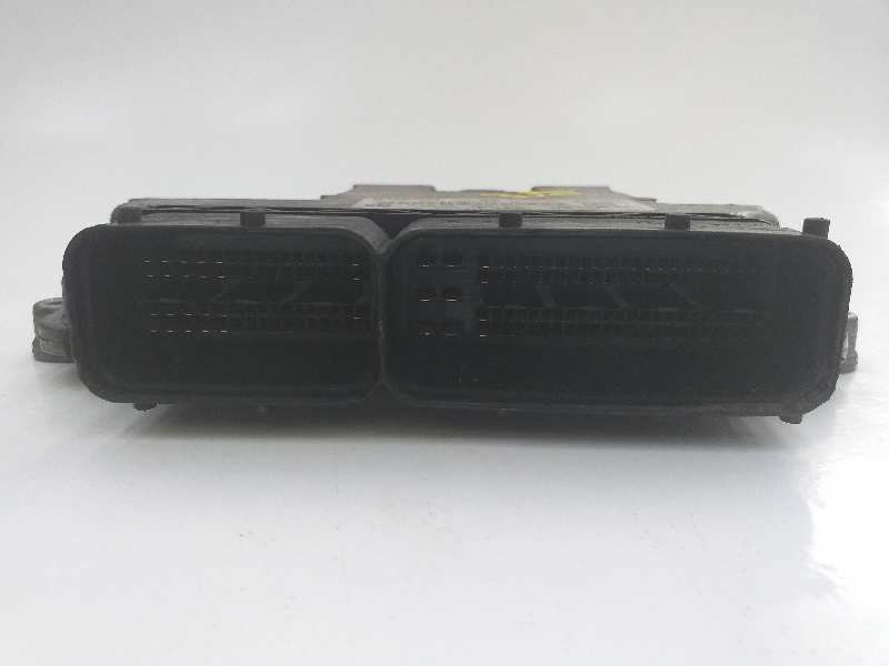 Recambio de centralita motor uce para opel astra gtc sport referencia OEM IAM 55560810 0281012694 