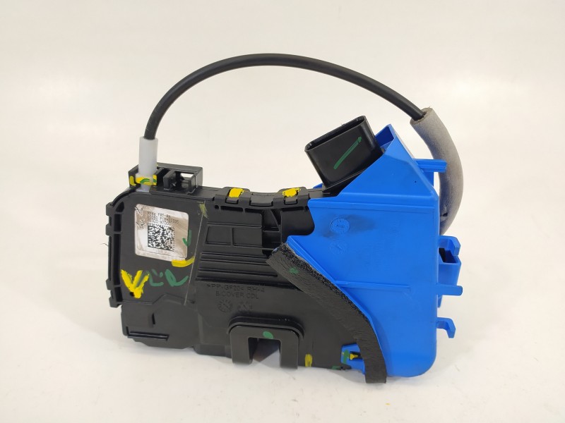 Recambio de cerradura puerta delantera derecha para hyundai tucson style 2wd referencia OEM IAM 81320N7000  