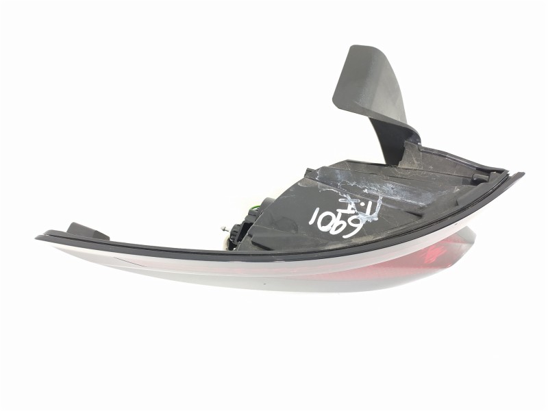 Recambio de piloto trasero izquierdo para hyundai tucson style 2wd referencia OEM IAM 92401N7000  