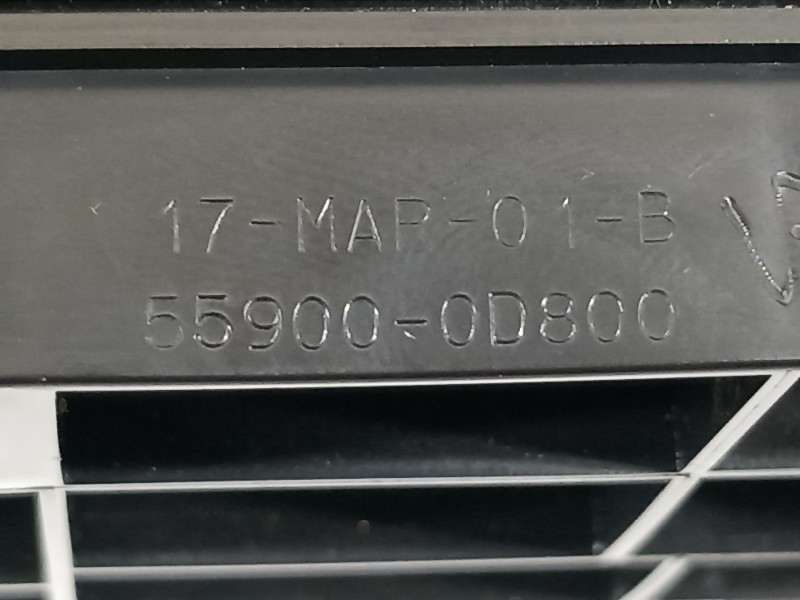 Recambio de mando climatizador para toyota yaris hsd active referencia OEM IAM 559000D800  