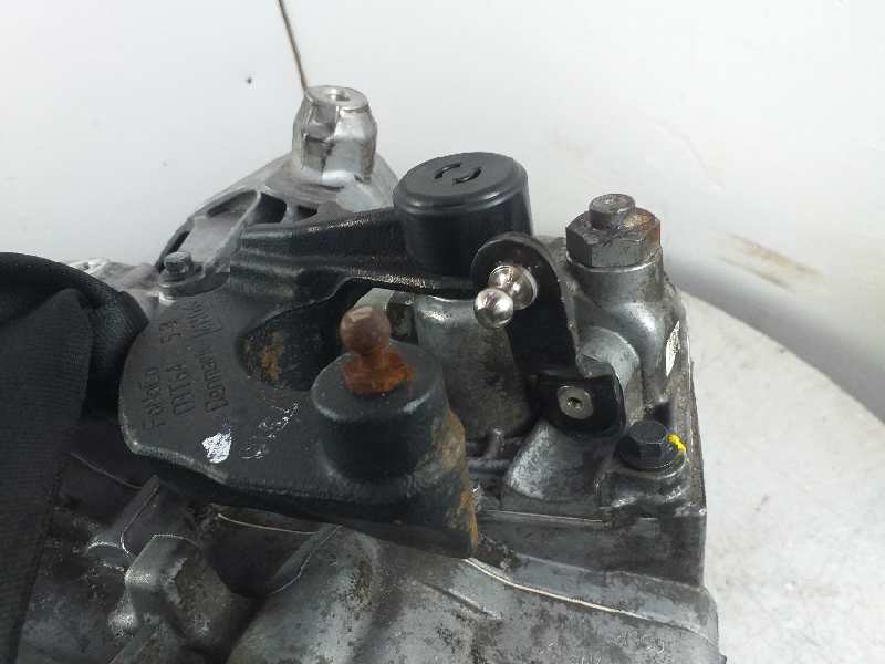 Recambio de caja cambios para volvo v40 cross country plus referencia OEM IAM D66R7002BA T1GI4 D66R7M127AA