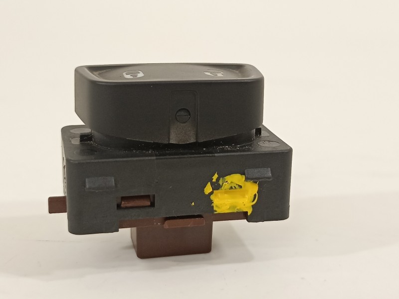 Recambio de mando multifuncion para jeep renegade deserthawk 4wd referencia OEM IAM 30170846  