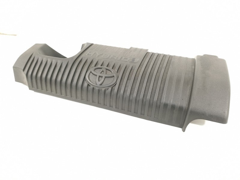 Recambio de tapa motor para toyota yaris hsd active referencia OEM IAM 1121221080  
