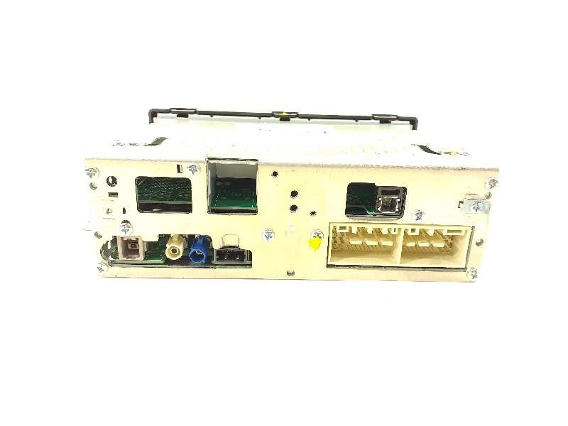 Recambio de sistema audio / radio cd para hyundai tucson style 2wd referencia OEM IAM 96160N7120  