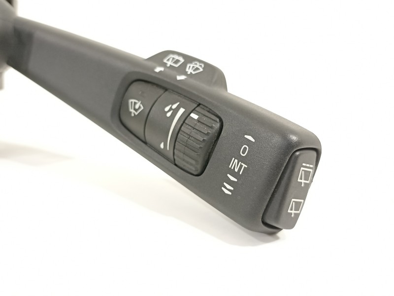 Recambio de mando intermitentes para volvo v40 cross country plus referencia OEM IAM 31394001 31394008 31343022