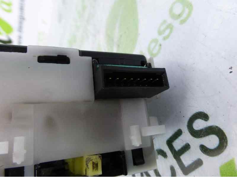 Recambio de mando luces para nissan note (e11e) naru edition referencia OEM IAM 255409U01D  