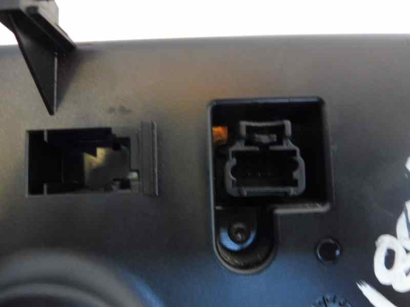 Recambio de mando climatizador para citroën c5 berlina 2.0 hdi 90 sx/sx automático referencia OEM IAM 96326398ZK  