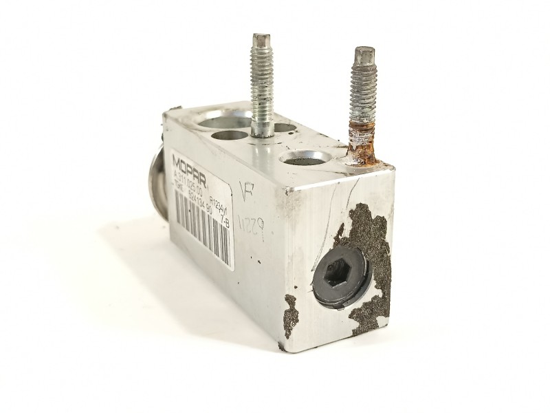 Recambio de valvula intercambio de calefaccion para jeep renegade deserthawk 4wd referencia OEM IAM 52413490  